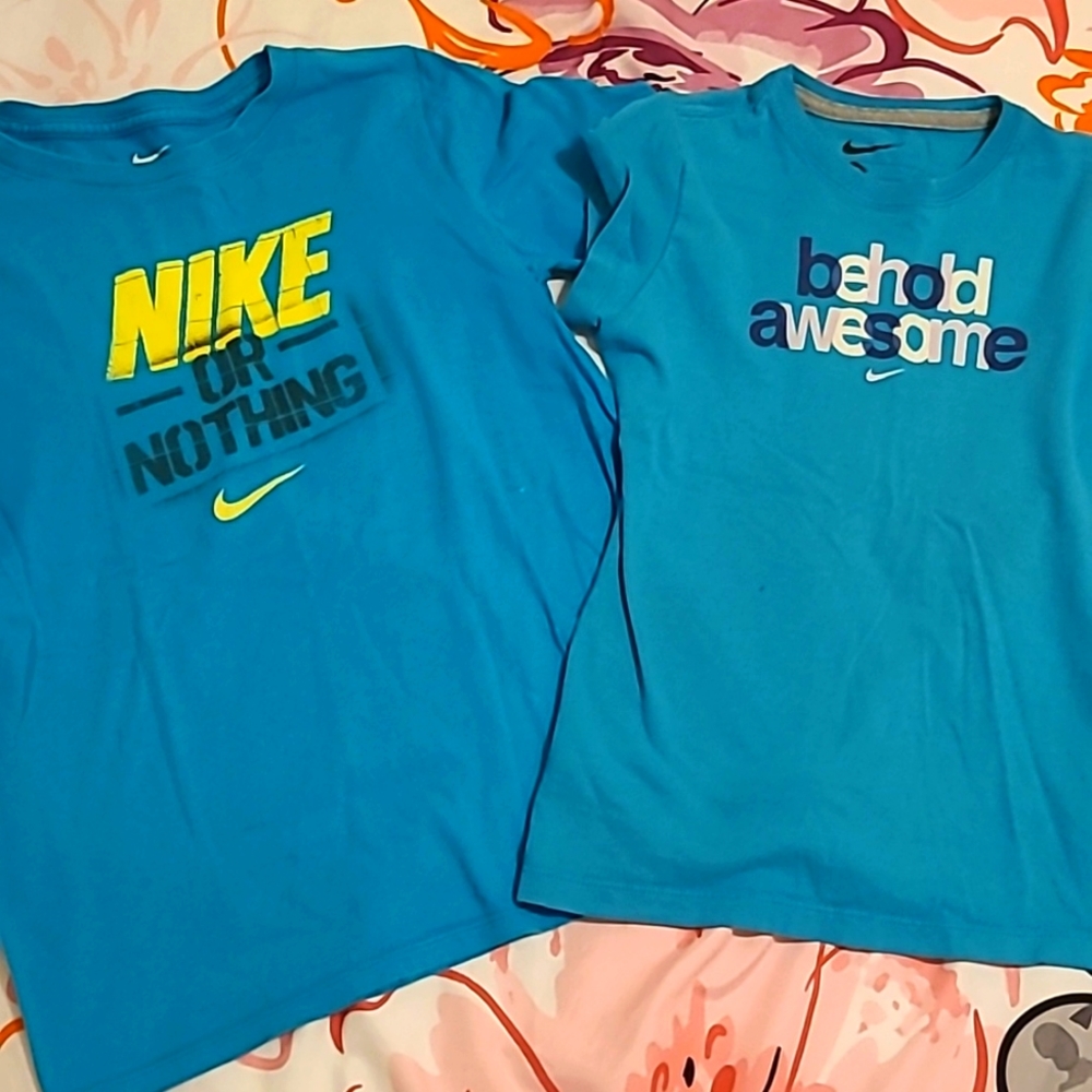 Girl's Nike Shirts Pair of 2 Size Medium Blue
